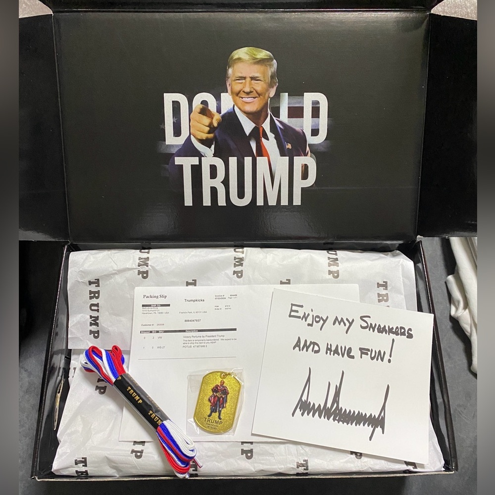 TRUMP POTUS 45 SNEAKERS NEW IN BOX - NEVER WORN SIZE: 8.5W / 7M